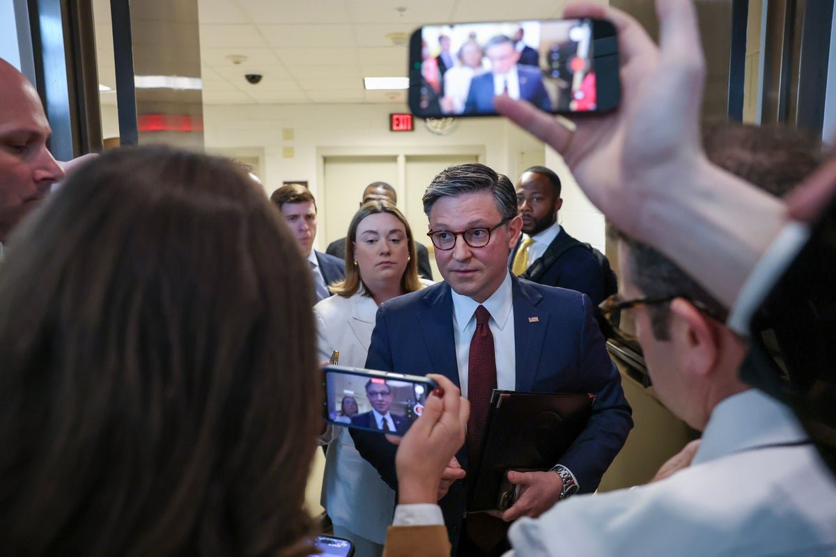 A deserted airport terminal, with a few stranded passengers waiting for news, as the airport crisis deepens and Johnson's decision sparks controversy over Senate leadership and air travel