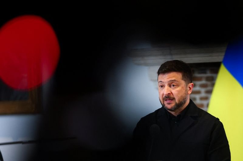 A map of Ukraine and Belarus, highlighting the complex border region and the potential for conflict, with a focus on the Ukraine Russia conflict and Belarus involvement