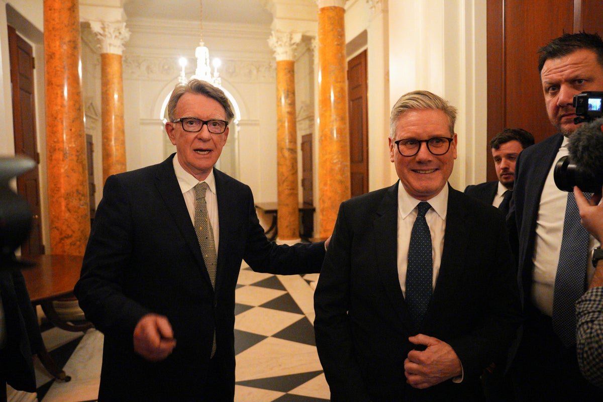 Lord Lammy and Lord Mandelson in a meeting, with a caption describing the controversy surrounding the vetting process, including the primary keyword 'Lammy vetting'