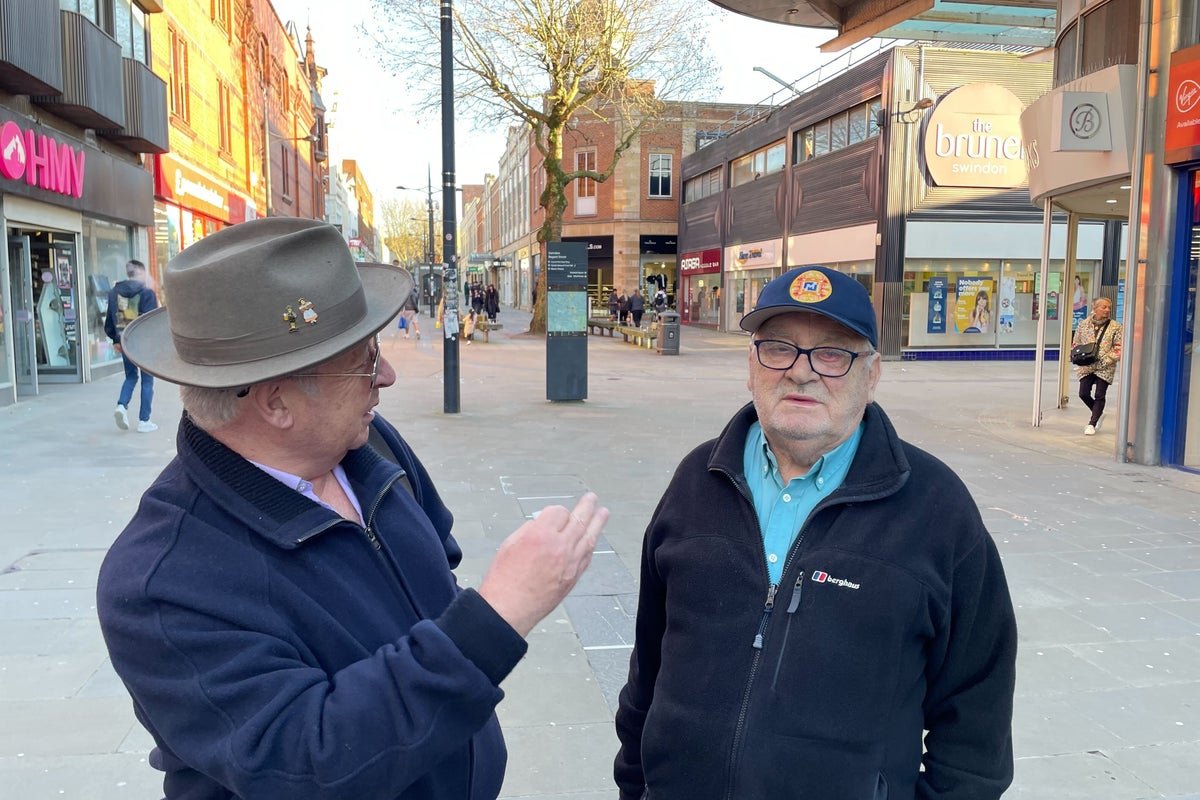 A photo of Keir Starmer speaking at a podium, with a blurred background of voters and a caption reading 'Starmer's bellwether election nightmare', highlighting the Labour leader's struggle to win back disillusioned voters in the crucial constituency, with the primary keyword 'bellwether election' featured naturally