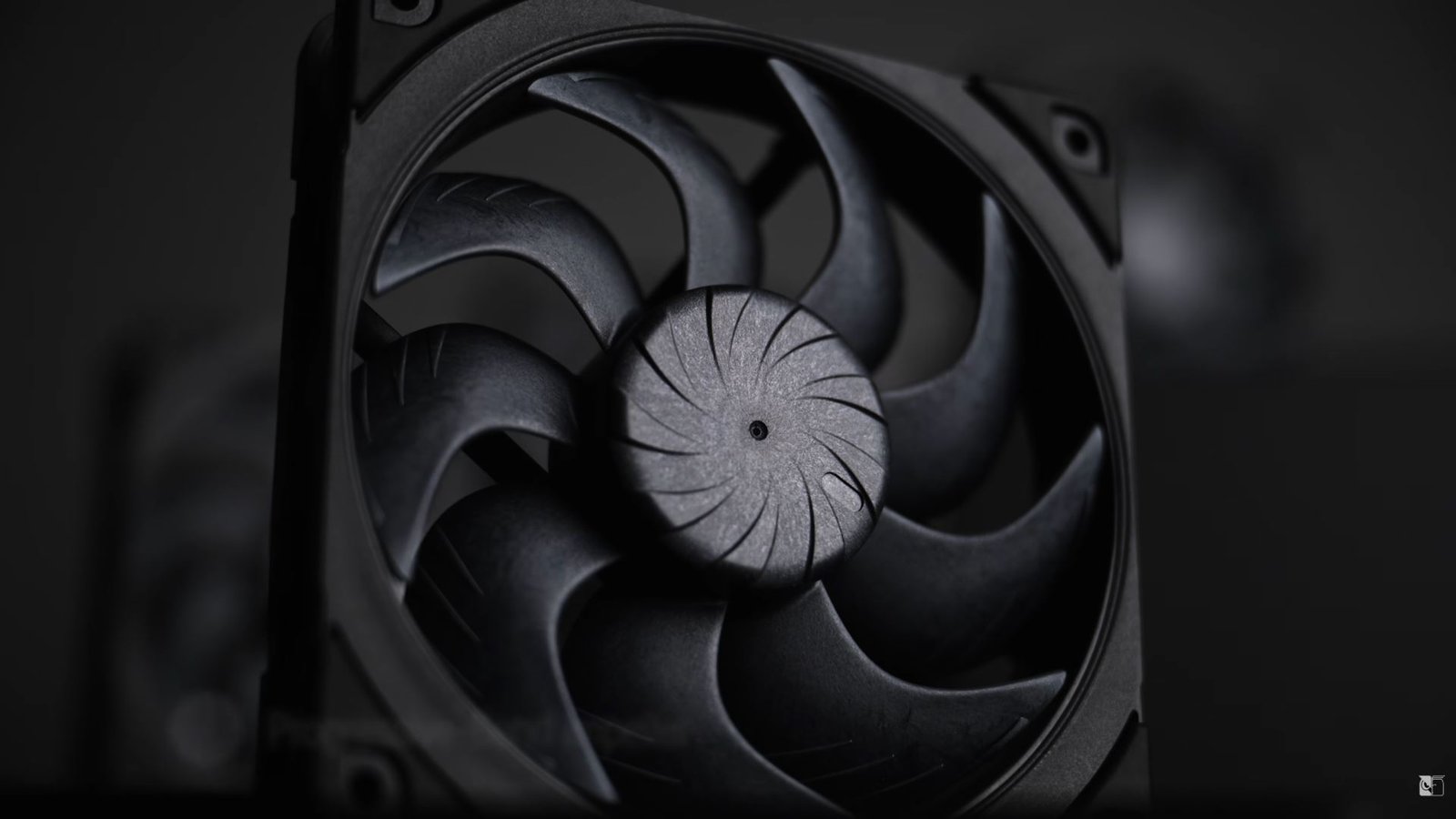 The all-black Noctua NF-A12x25 G2 Chromax fan, featuring a sleek and modern design, perfect for UK enthusiasts seeking a high-performance PC fan with a unique aesthetic, the primary keyword being Noctua NF-A12x25 G2