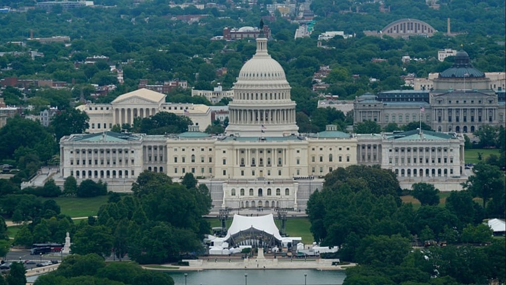 A photo of the US Capitol building, with a caption describing the Republican party's decision to cancel the vote on Trump's War Powers Resolution, highlighting the primary keyword 'War Powers Resolution'
