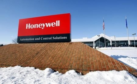 Honeywell Revises 2025 Financial Outlook Following Advanced Materials Spin-Off
