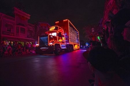 Adeia Stock Soars: Disney Deal Fuels Optimistic 2025 Guidance