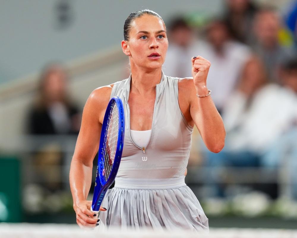 A tennis star holding a racket, with a background of Ukrainian and Russian flags, symbolising the conflict and tension between the two countries, with a focus on the Ukraine war and its impact on the tennis world
