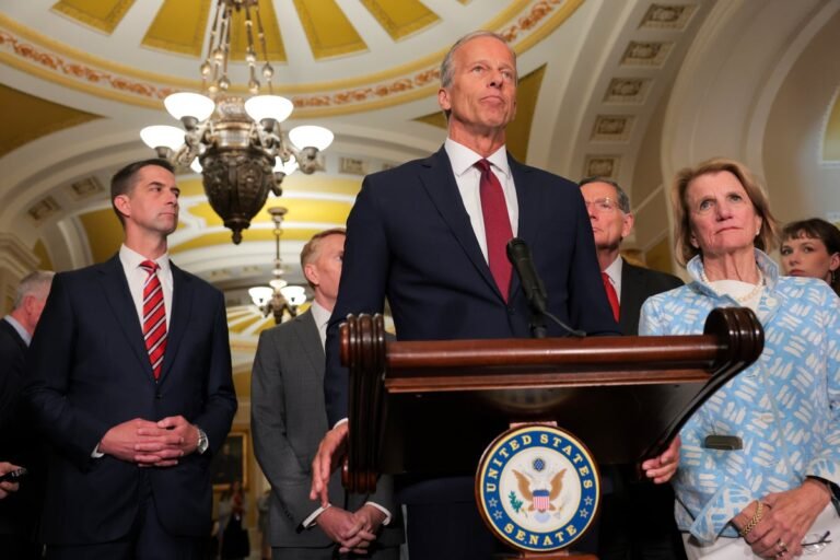A photograph of the US Senate building, with a caption reading 'Senate rejects Trump's budget proposal, leaving out $1B for ballroom and $1.8B slush fund, in a move that will impact ICE funding and the behaviour of government agencies, with the colour of the political landscape changing'