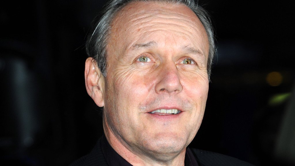 Anthony Head, a renowned British actor, best known for his roles in Buffy the Vampire Slayer and Merlin, has passed away at the age of 72, leaving behind a legacy of iconic characters and unforgettable performances, Anthony Head actor