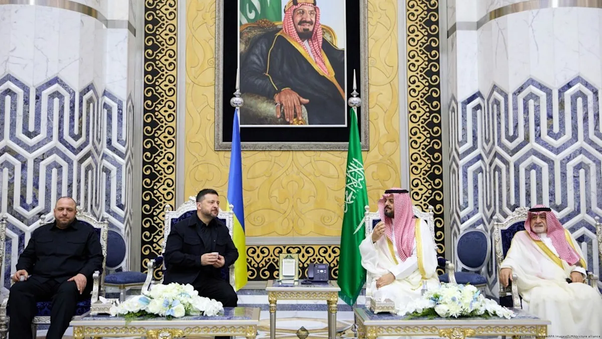 Ukrainian President Volodymyr Zelenskyy meets with Saudi leaders to discuss economic cooperation and support for Ukraine's efforts to defend itself against Russian aggression, a significant development in the ongoing conflict, with the G20 summit looming, and Putin's attendance uncertain