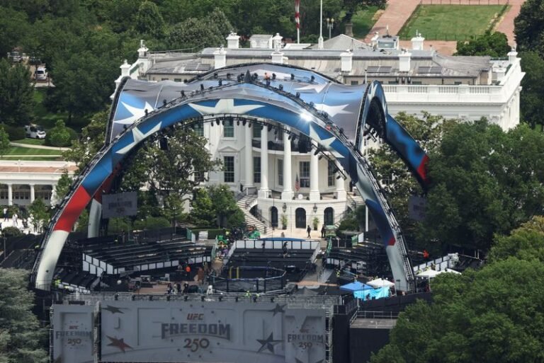 A descriptive image of the White House, with a subtle hint of a cage match in the background, symbolising the controversy surrounding Trump's plan, which has been met with limited support from Americans, who are analysing the proposal with great interest