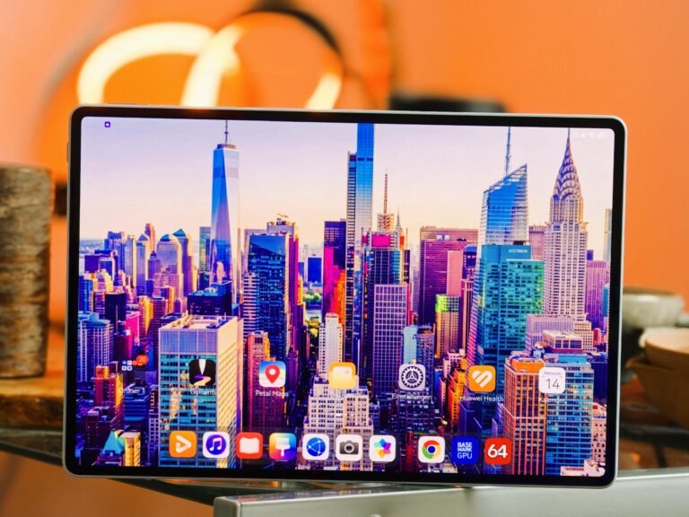Huawei MatePad Air 2026 tablet with stylus