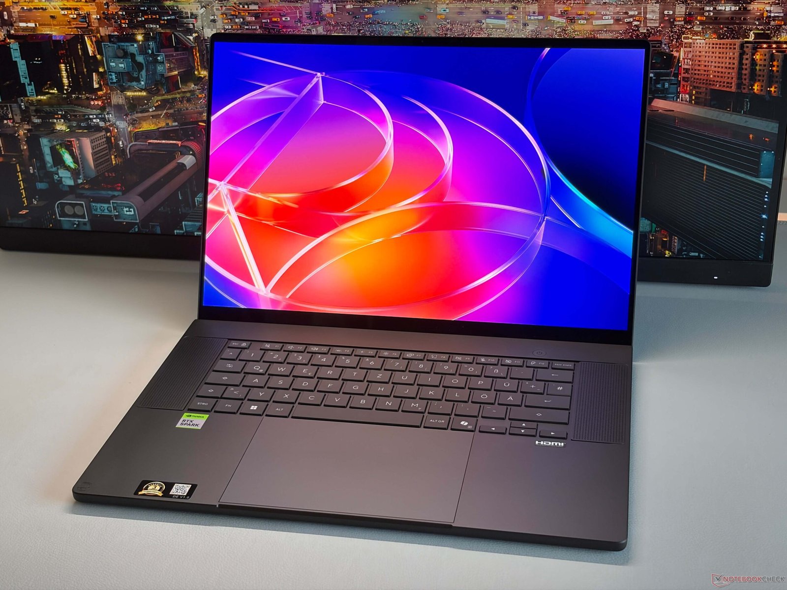 Asus ProArt P16 H7607 laptop