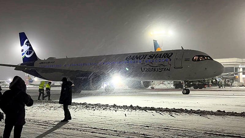 Airbus A321neo XLR aircraft in flight