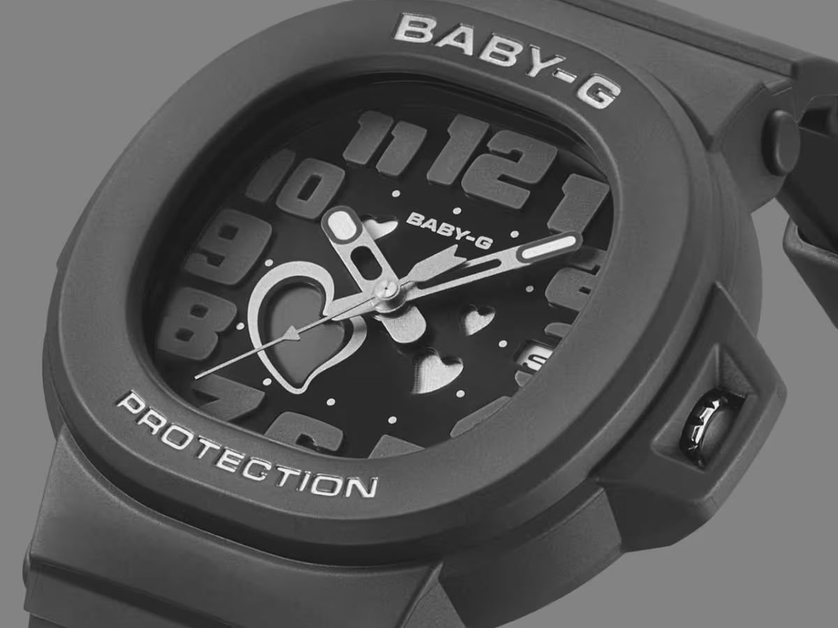 Casio color-changing watch face