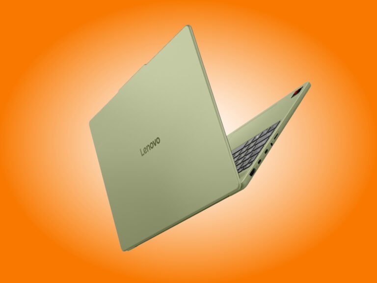 Lenovo IdeaPad Vibe 15Q8X12 laptop