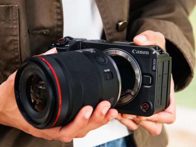 Camera with rising graph
