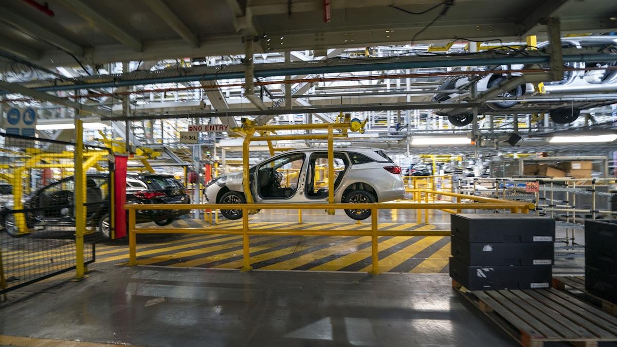 UK manufacturing growth driven by demand