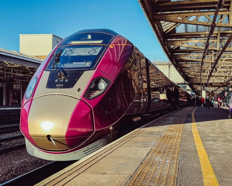 electric trains at london st pancras