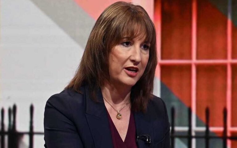 UK worker avoiding tax trap with financial planning