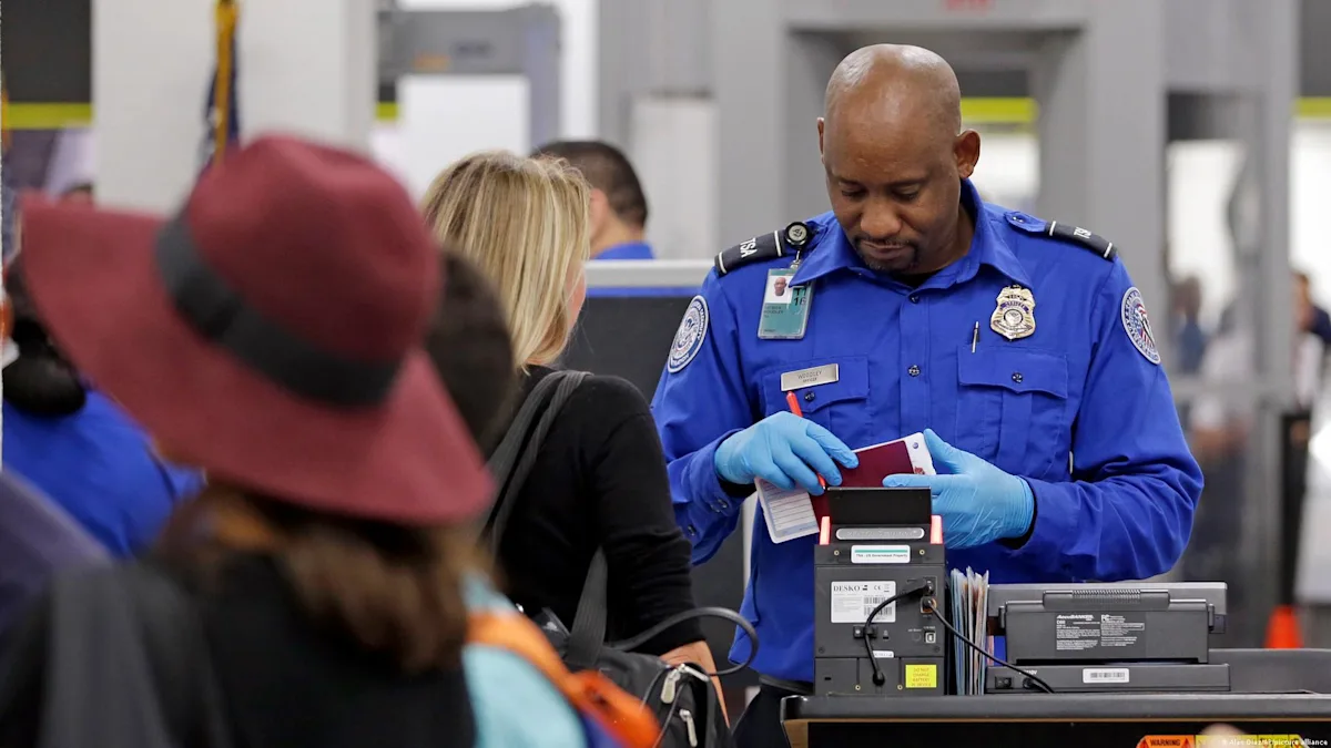 US government shutdown affects TSA funding and air travel safety, with thousands of workers facing uncertainty over their pay and job security, highlighting the need for a resolution to the ongoing impasse between Democrats and Republicans