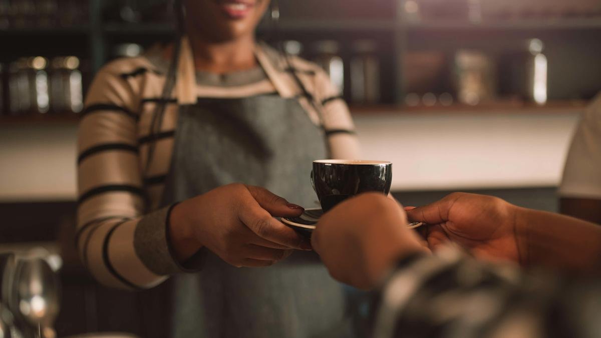 UK services sector growth graph