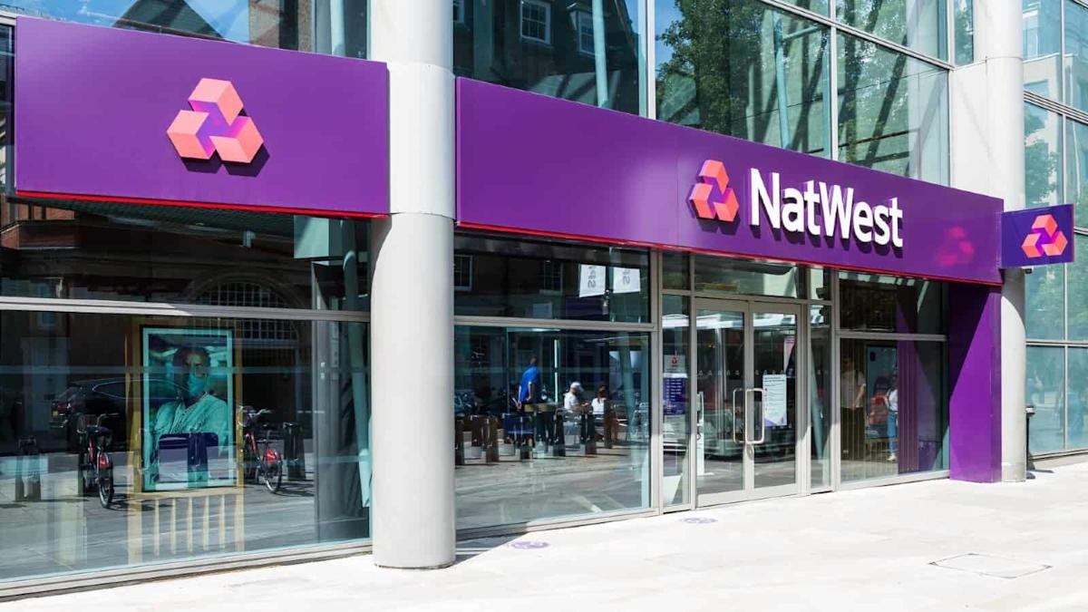 Natwest shares graph rising